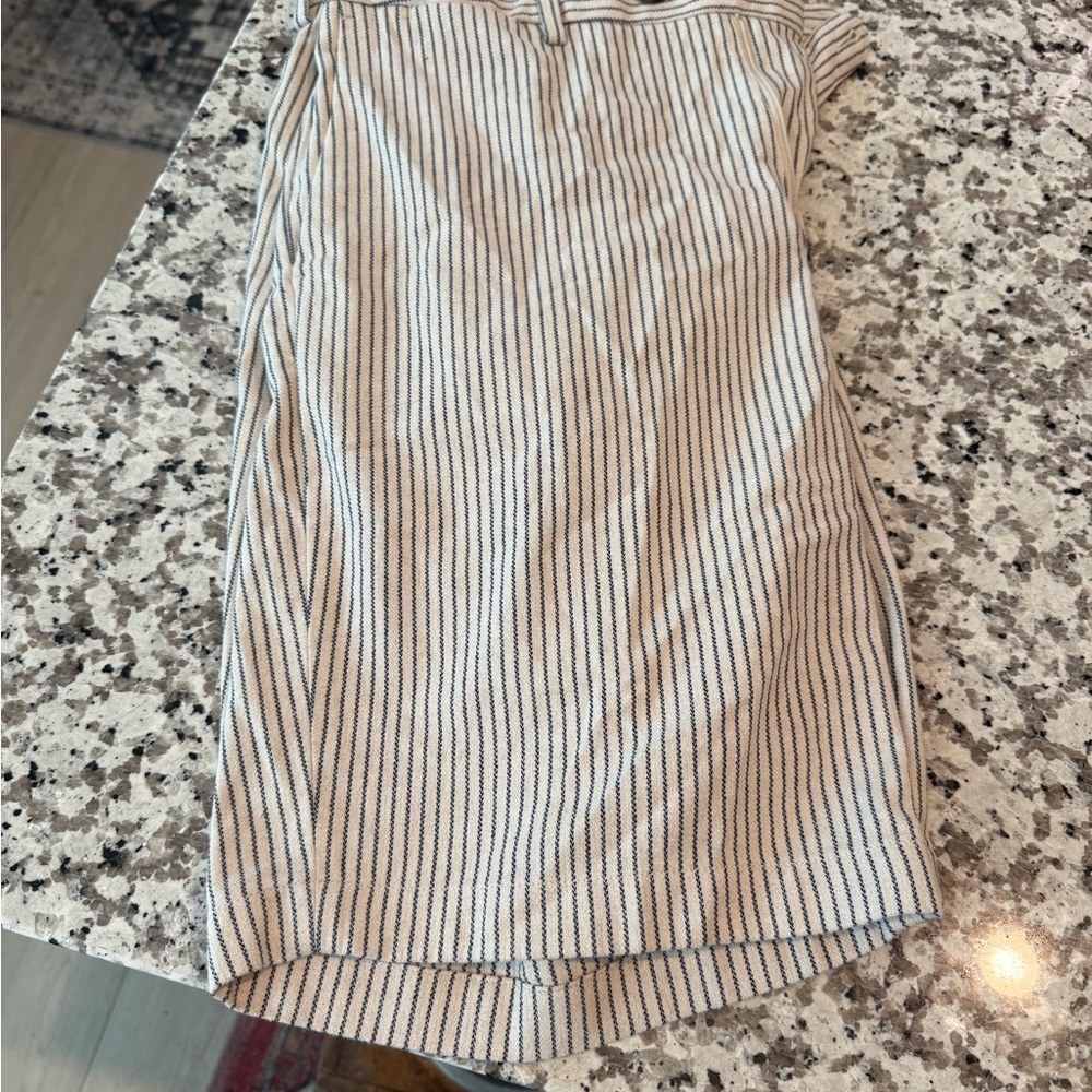 Bonobos Brown and Tan Stripped Shorts